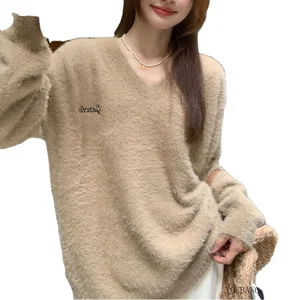 Lady Fashion Custom Fit Plus Size  V-Neck Sweater Knitted Floral Casual Style Breathable for Autumn Season