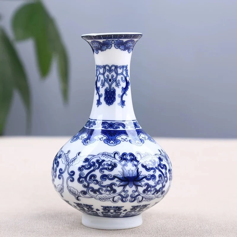 Retro Chinese Style Mini Handmade Blue and White Porcelain Art