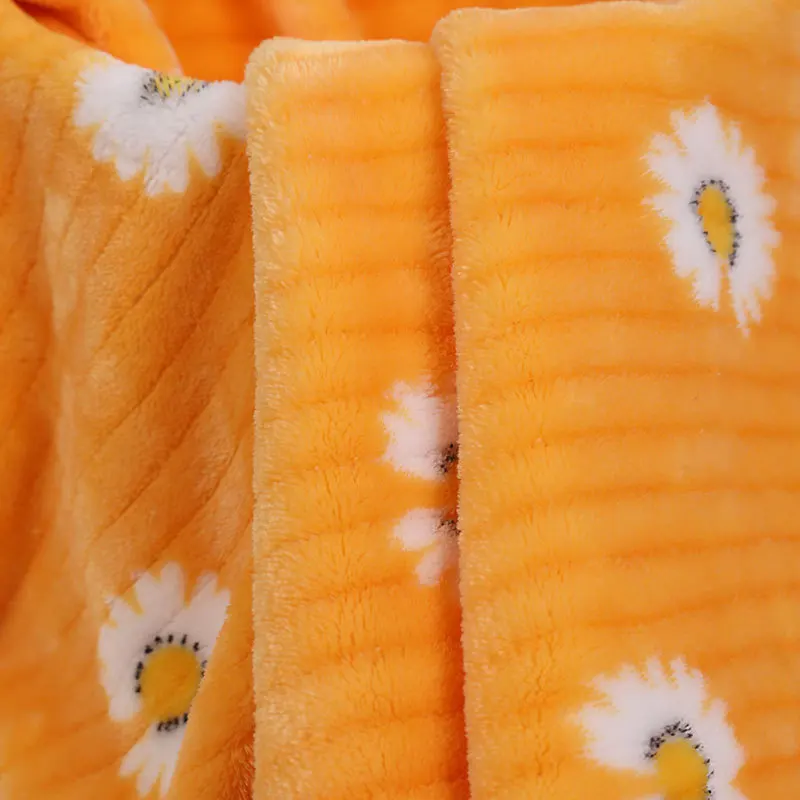 Warm Blanket Stripe Polyester Printed Flannel Fleece Fabric with Flowers Pattern For Baby Winter Sleepwear