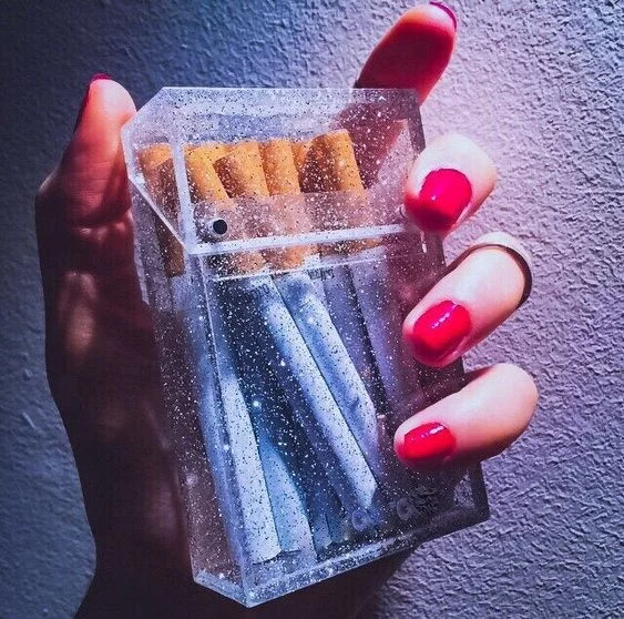 Custom ECO-Friendly Transparent Acrylic Cigarette Display Case Clear Box For 20pcs 100 MM Cigarettes