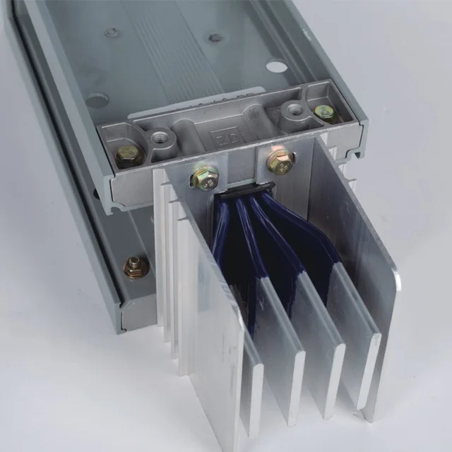 China Compact Low-Voltage Bus Duct Cable Copper Busbar Enclosure for Efficient Busway & Cable System