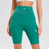 pantaloncini da donna verde acqua