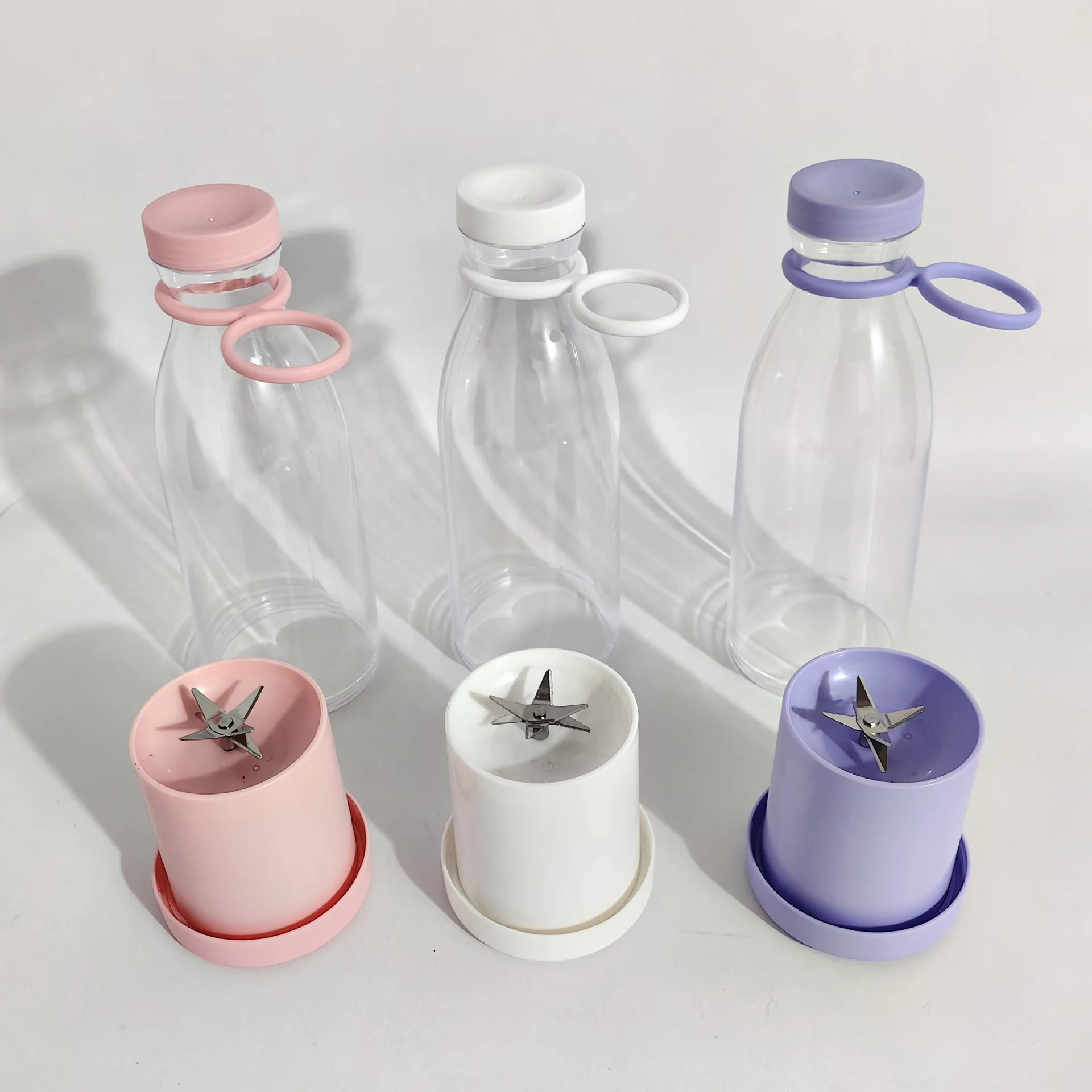 Factory Direct Sales 380ml/420ml Portable Wine Bottle Electric Juice