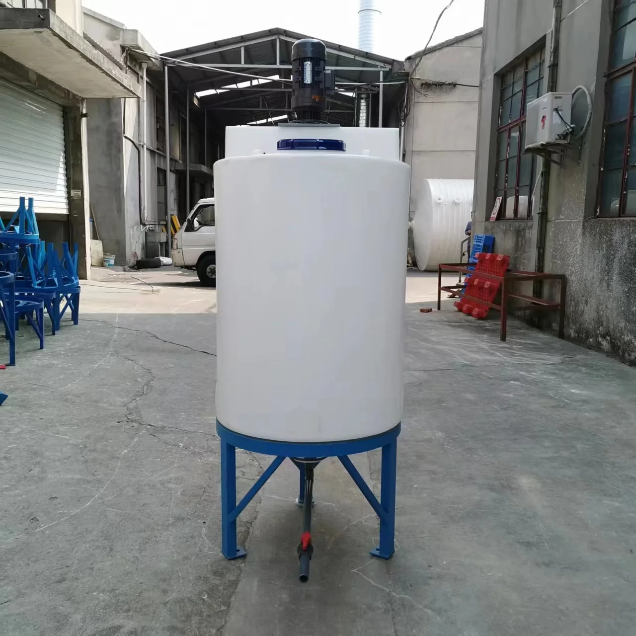 500L Cone Type Plastic Water Tank with Metal Stand & Valve - OEM