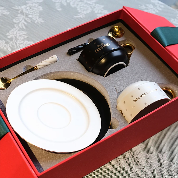 Custom Hot Sale Gift Set Ceramic Cup And Saucer Set Luxury Gold Rim