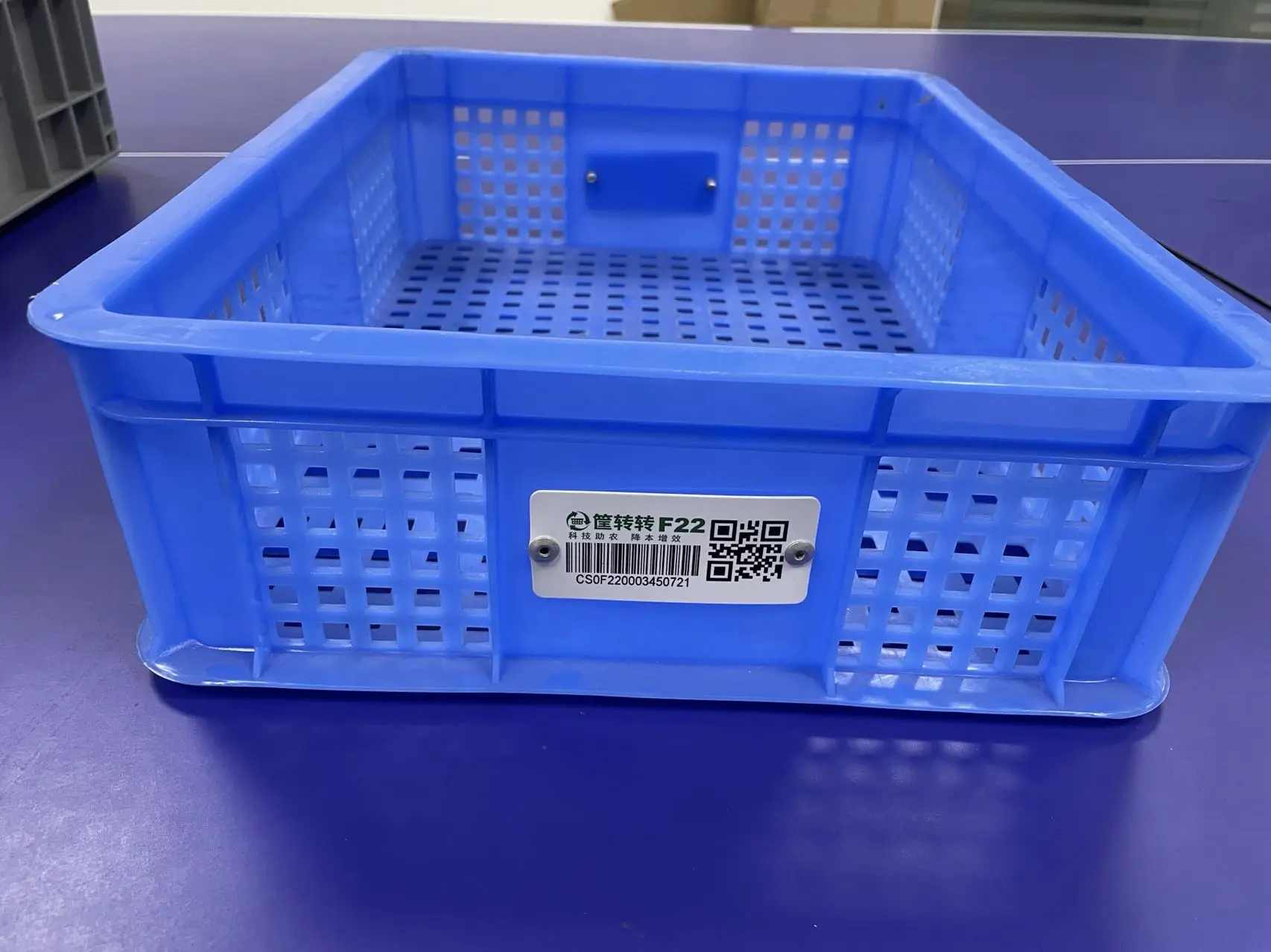 Uhf Rfid Pvc Card Tag For Logistic Container Box Can On Metal Or ...