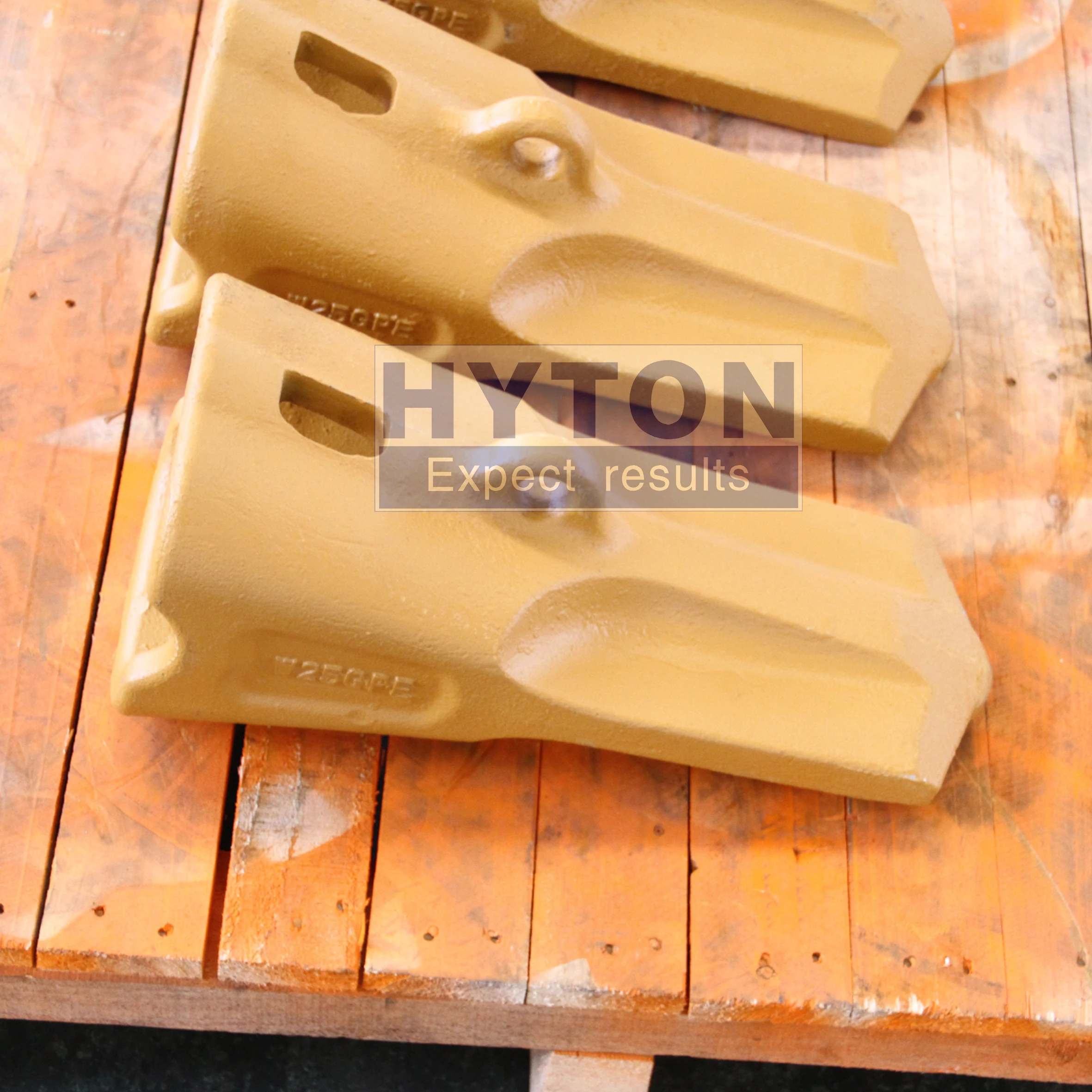 Ground Engaging Tools Excavator Bucket Tooth Point Gold Forging Steel Bucket Tooth