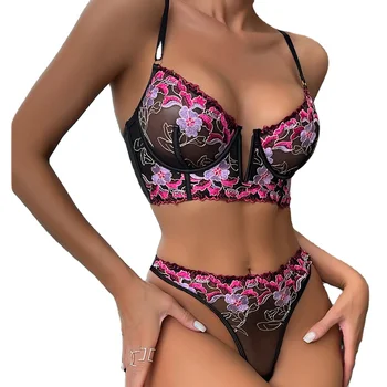 Hot Selling High Quality Embroidered Metal V Collar Exquisite embroidery two pieces Sexy Lingerie Sets For Ladies Wholesale