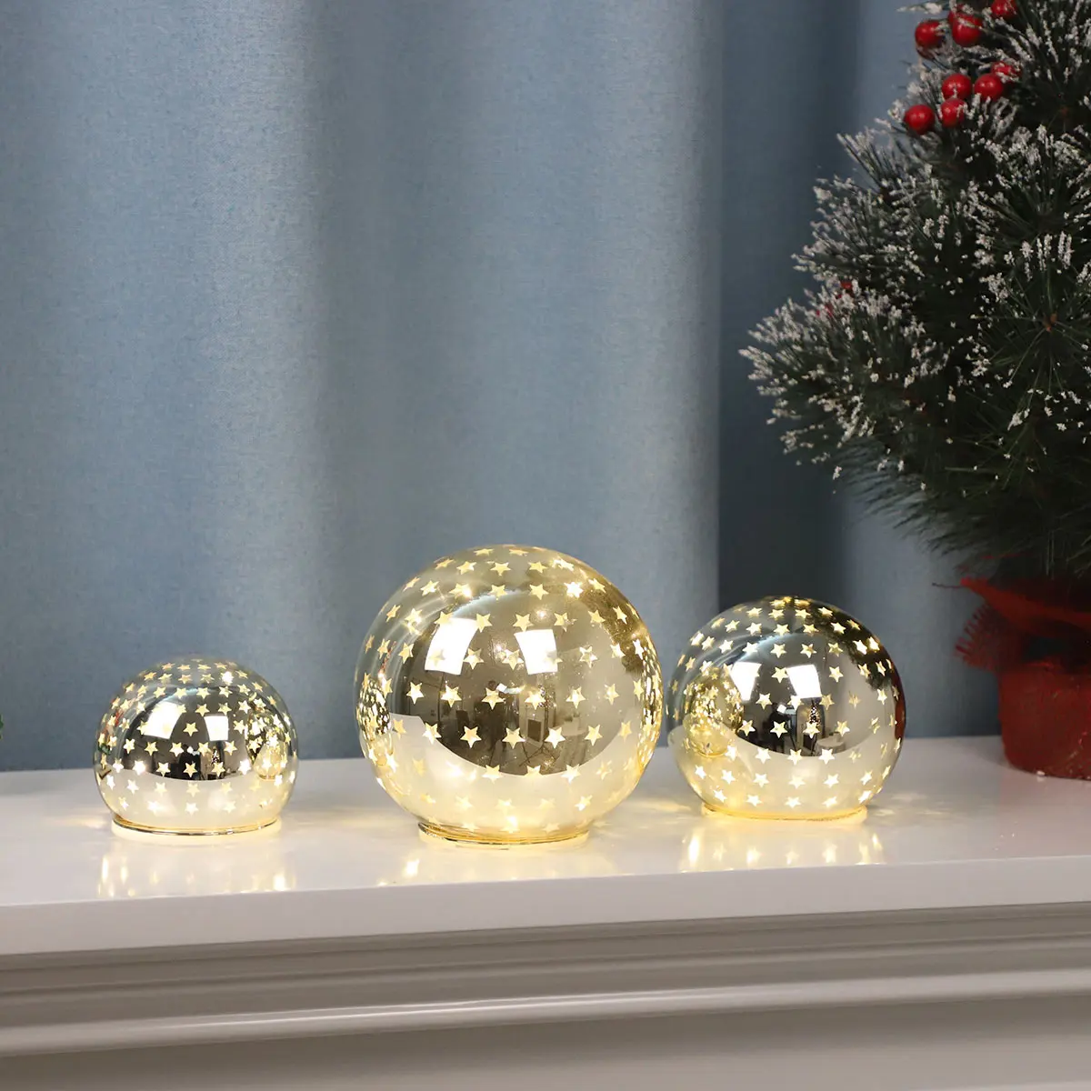 Glass Ball LED Light Christmas Wireless Engraved Glass Light Warm White Night Lamp for Bedroom Living Glass Craft