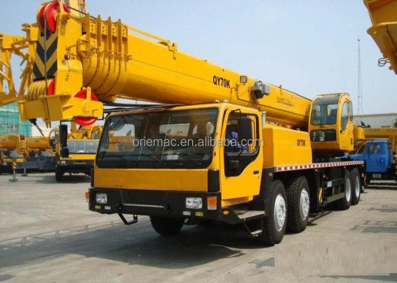 70 ton lifting crane.jpg