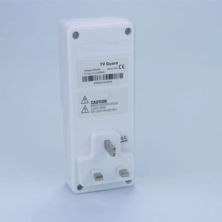 product universal style  socket factory direct sale surge protector power switch tv guard overvoltage protector single phase   230v-8
