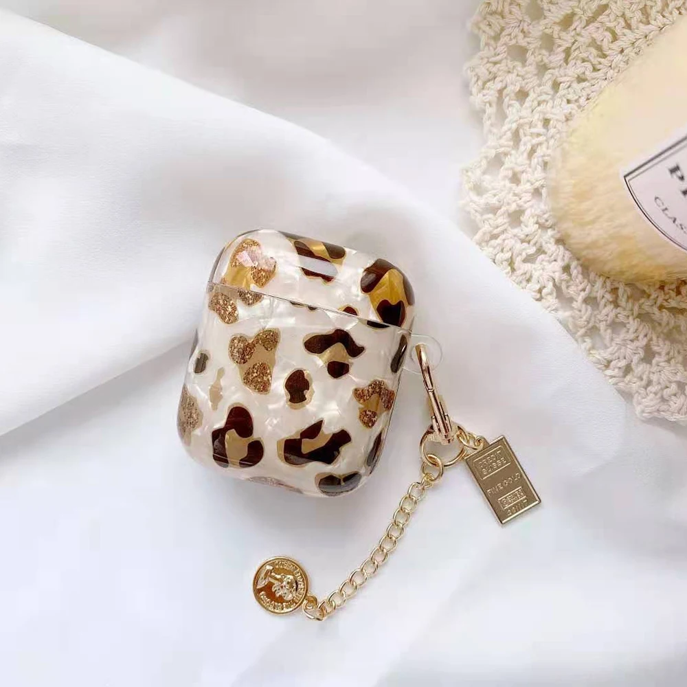 Luxury Leopard AirPods Case With Pearl Chain - Creamcy – CREAMCY