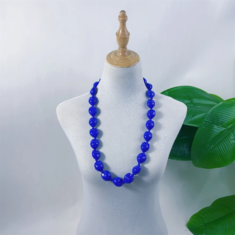 Hot Selling Solid Color Kukui Nut Lei Necklace Tropical Fashion Acrylic Hawaiian Island Graduation Jewelry for Parties Weddings