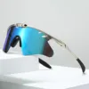 Scaglie blu ghiaccio