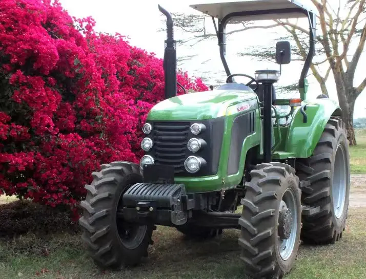 農用トラクター Zoomlion RG1804 農業トラクター 180HP 4WD エアコン付きキャブ