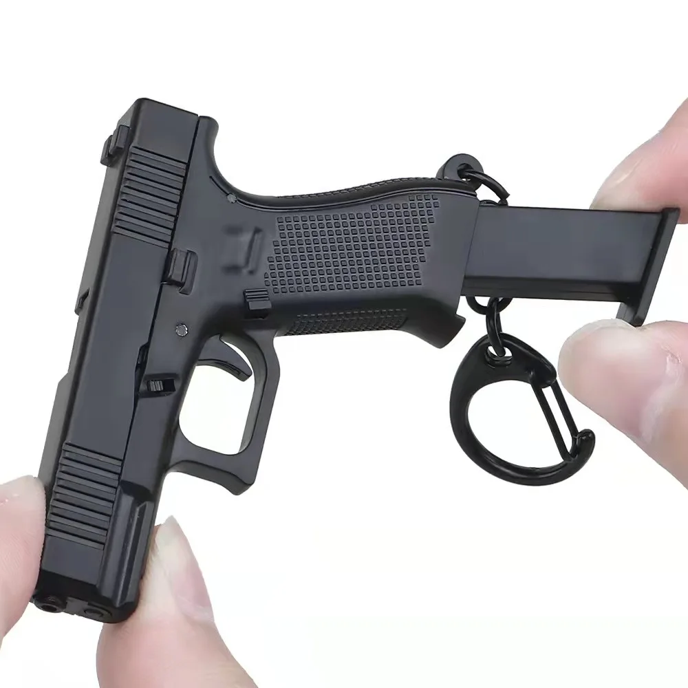 Mini Pistol Shape Toy Keychain Lightweight G 45 Model Plastic Key Ring Portable Gun Shape Toy Decorations Keychain
