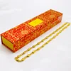 Collana con ciondolo dorato e perline, con scatola