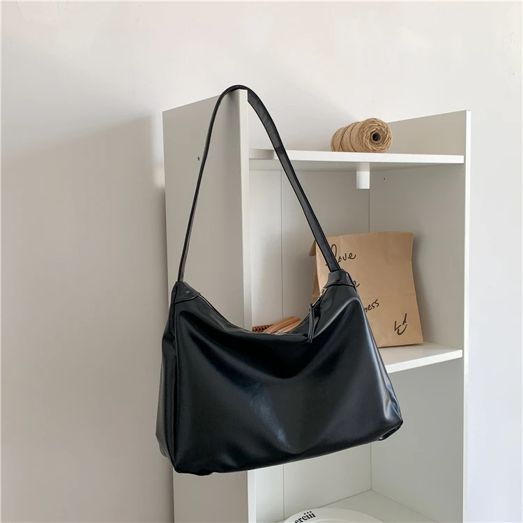New Design Wholesale Fashionable Plain Soft Pu Leather Sling Bag ...