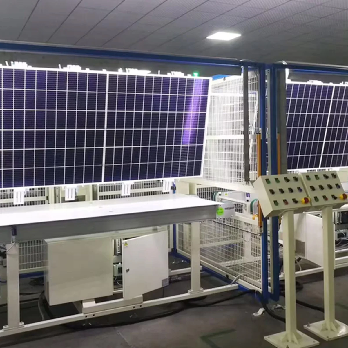 China Factory Wholesale Solar Panel 700w for sale