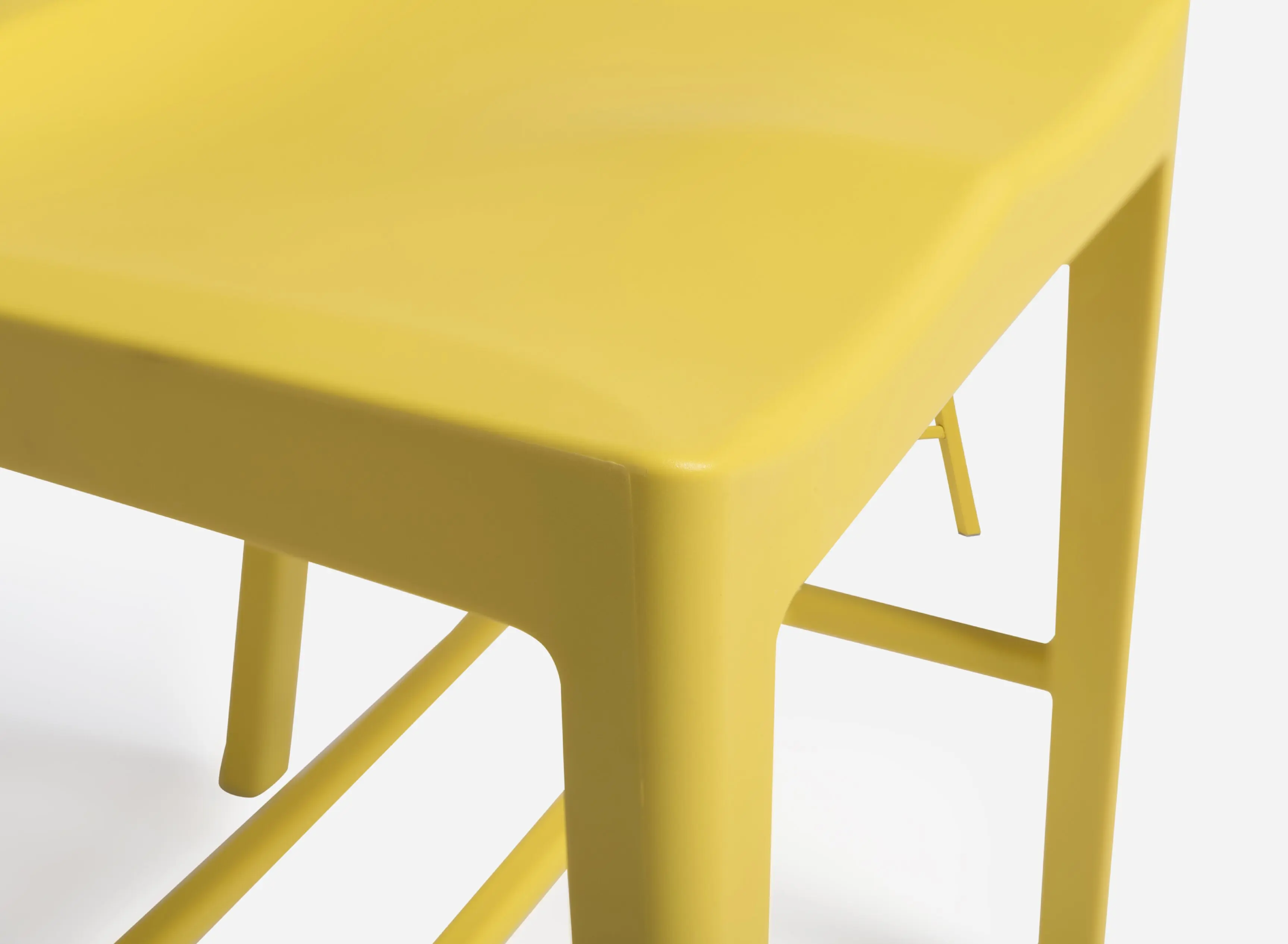 High Quality Modern Design Plastic Wedding Dining Chair PP Home Furniture for Home Office & Hotel Banquet Style