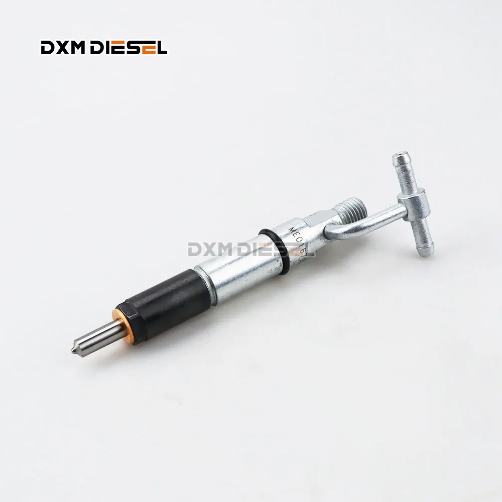 DXM High Quality Good Price Diesel Fuel Injector 093500-4770 ME016795 For 4D34 4D31 manufacture