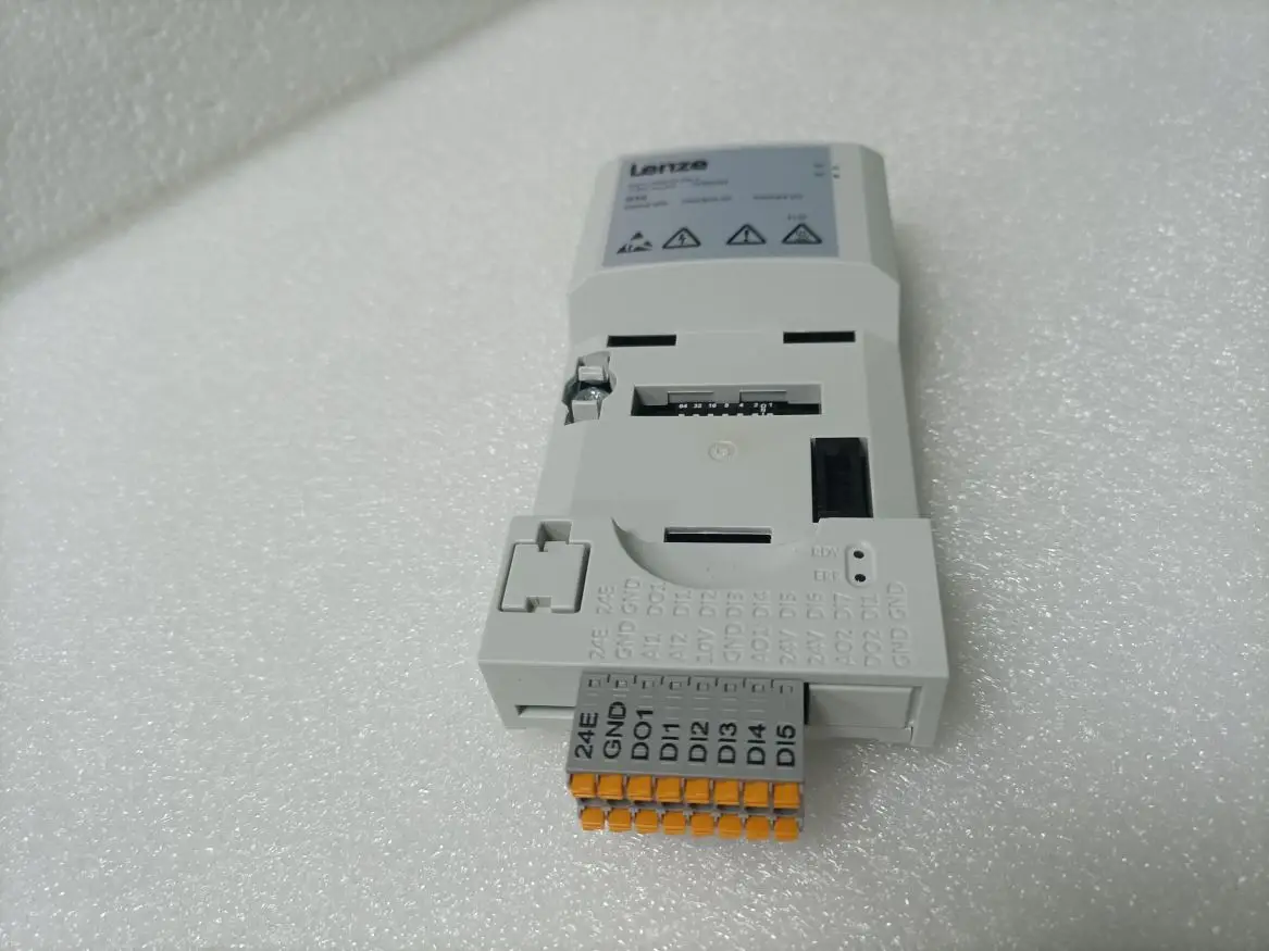 Unità Di Controllo Lenze I550 EtherCAT, Modello I5CA5T02000VA0000S, Nuova, Prodotta In Germania