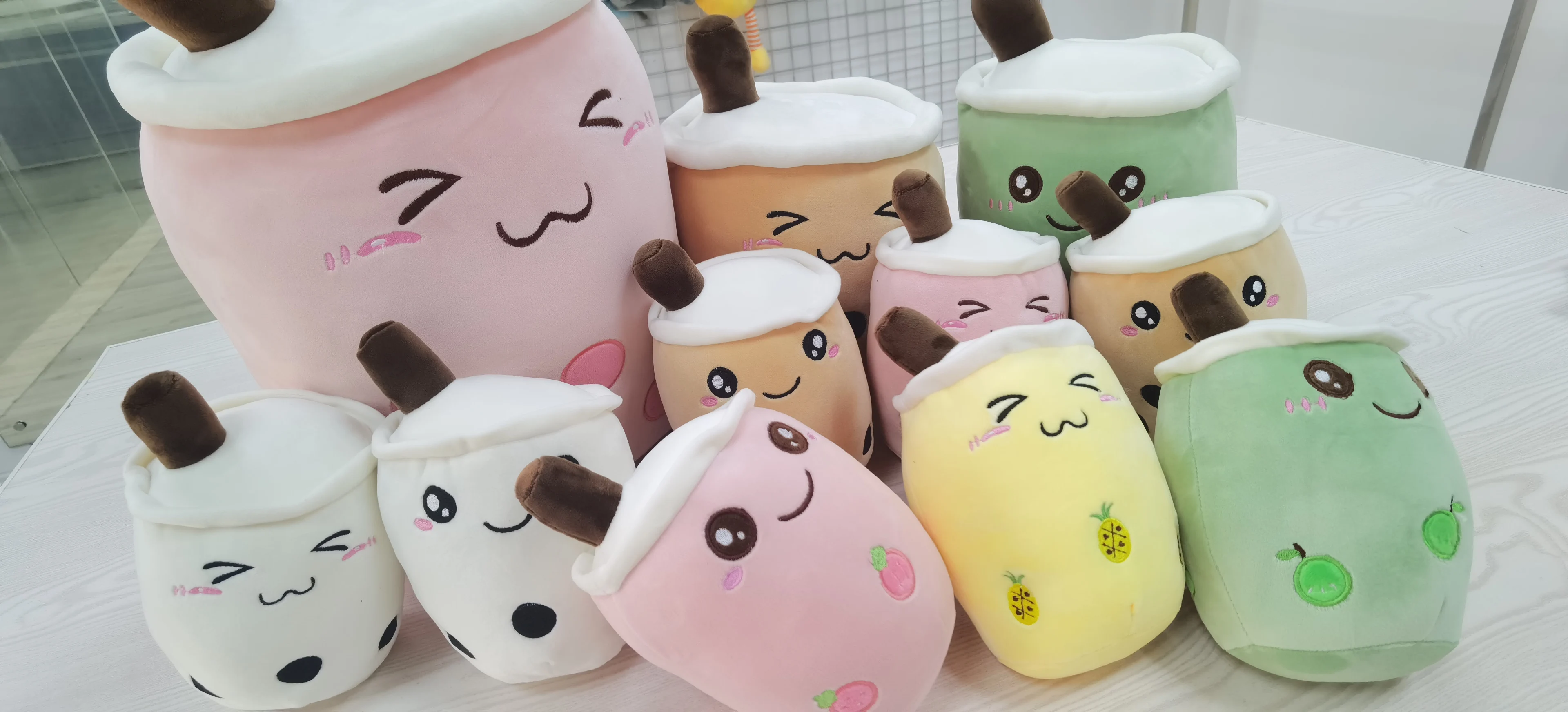 drop shipping 24cm kawaii soft emotion milk boba tea peals plush