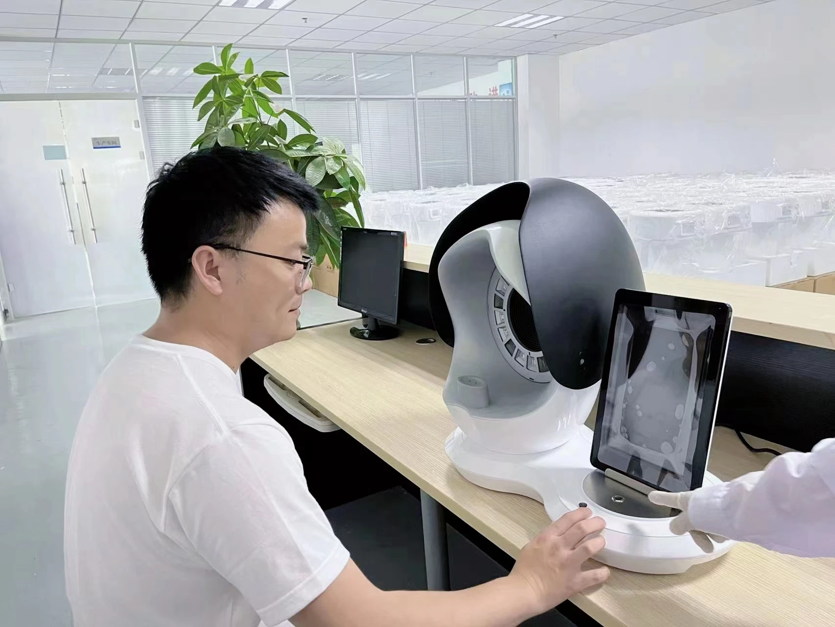 Smart Skin Detection System Portable 3D Facial Detector Magic Mirror Skin Tester Face Scanner Skin Analyzer
