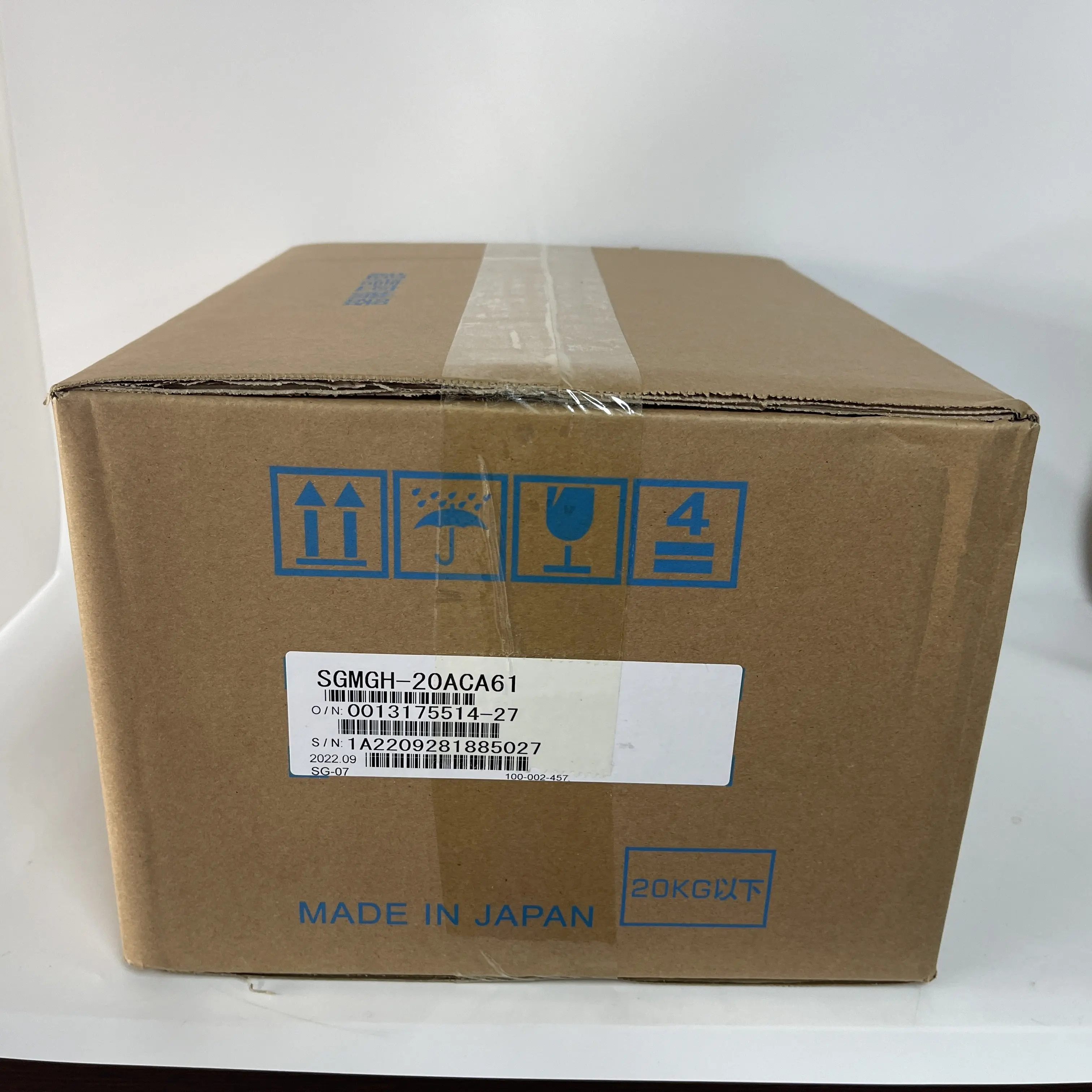 Yaskawa AC Servo Motor SGMGH-20ACA61