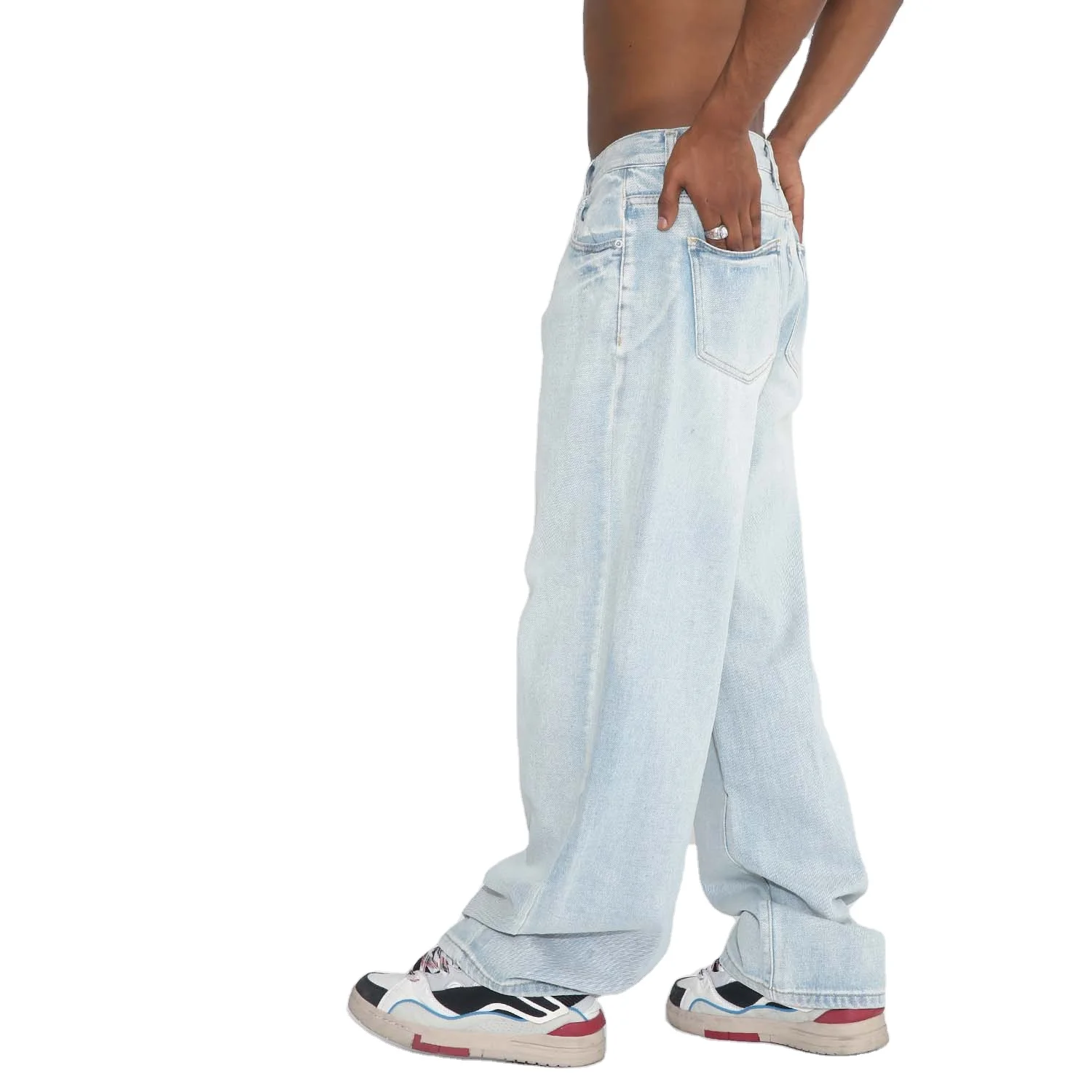 2024 Nuovo produttore di colore semplice dritto Jeans azzurri chiari dal design personalizzato per uomo_voghion.com