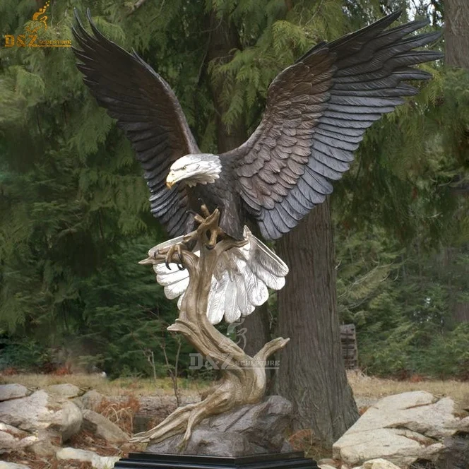 Large animal metal casting bronze eagle sculpture for exterior garden