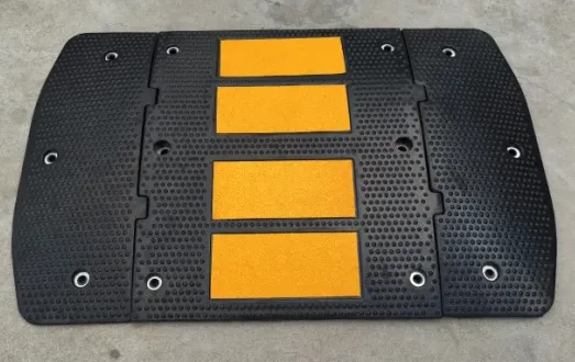 Heavy-Duty 500*600*50MM Speed Bump Rubber for Roadway Traffic Safety details