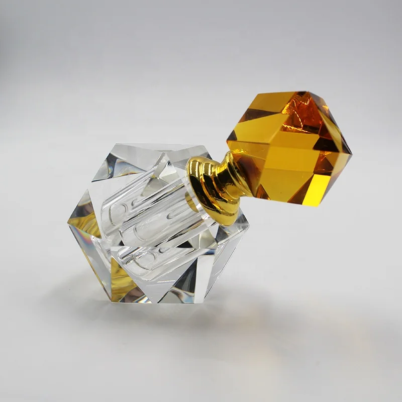 3ml 6ml 12ml Luxury Fancy Yellow Personalized K9 Oud Aloes  Perfume Attar Luxury Crystal Essential Oil Bottle
