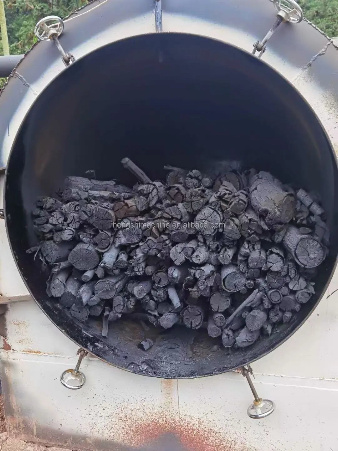 Horizontal Continuous Coconut Shell Carbonizing Stove Furnace Olive Tree Woods Charcoal Making Machine