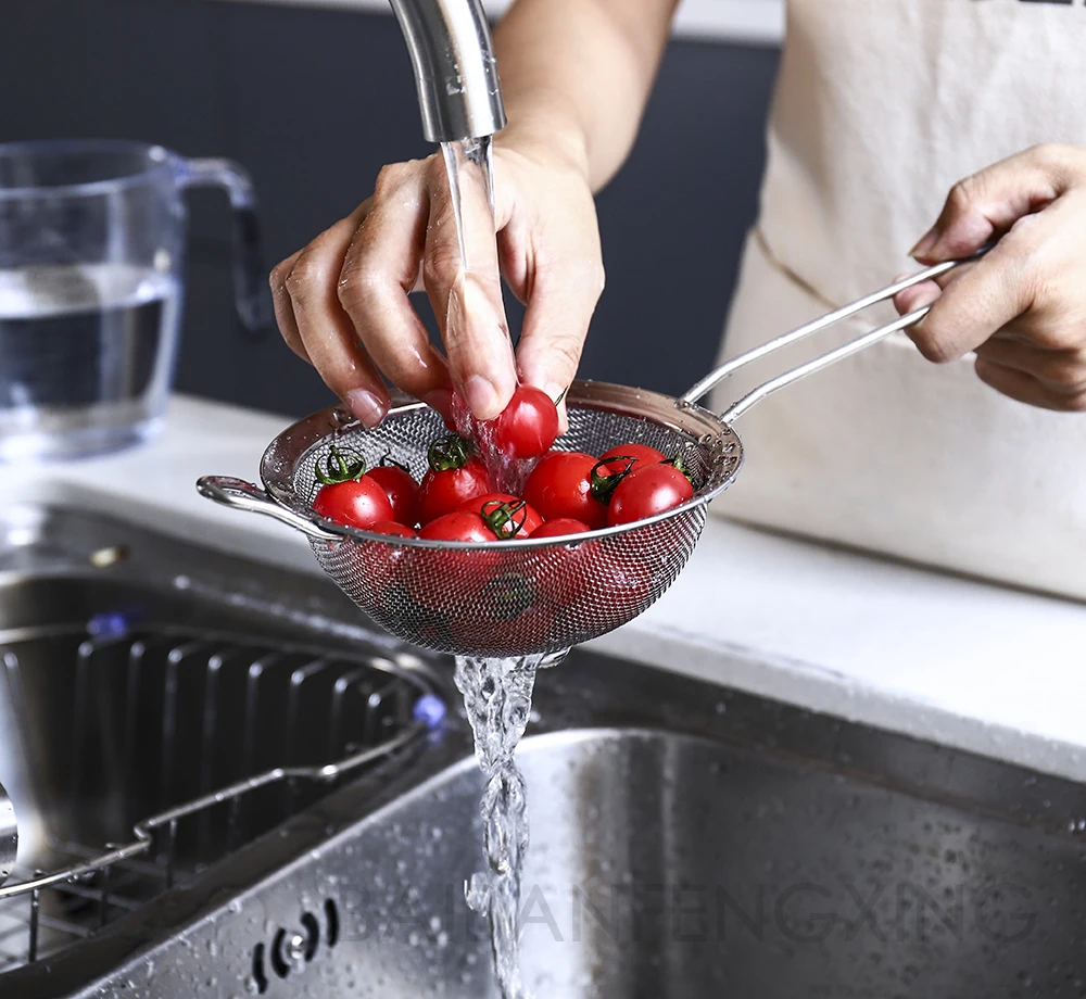 Stainless Steel Small Strainer Effective Cone Shaped Cocktail Strainer
