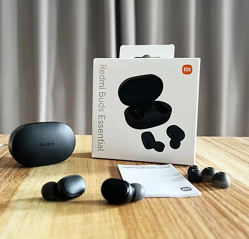 Xiaomi Redmi Airdots Xiaomi Airdots Vs Realme Buds Air Realme - Main Image