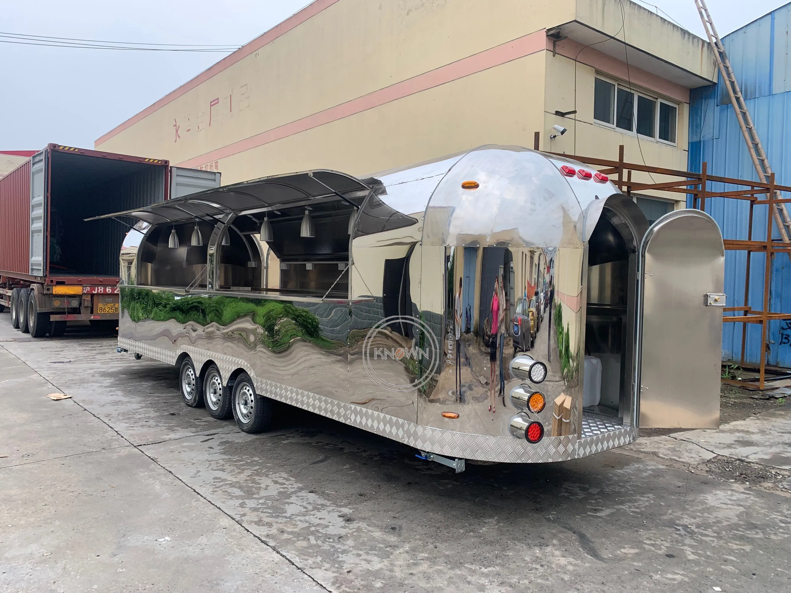 Airstream 345