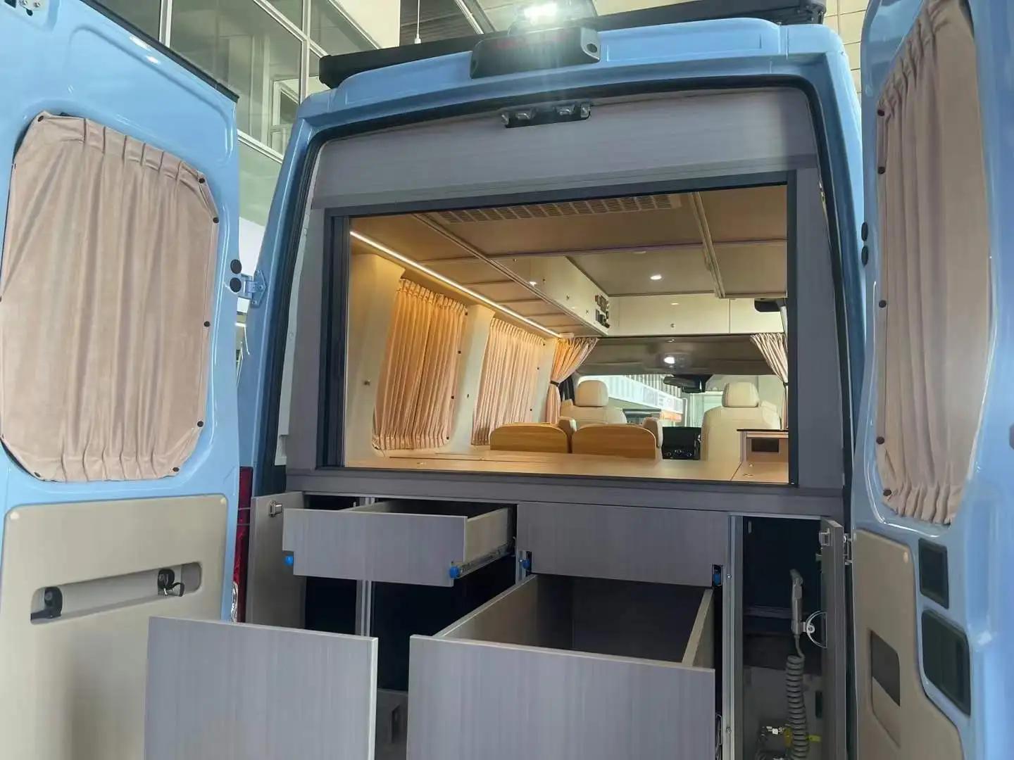 Factory Price Foldable Doublelay Car Curtain Luxury Car Window Curtain