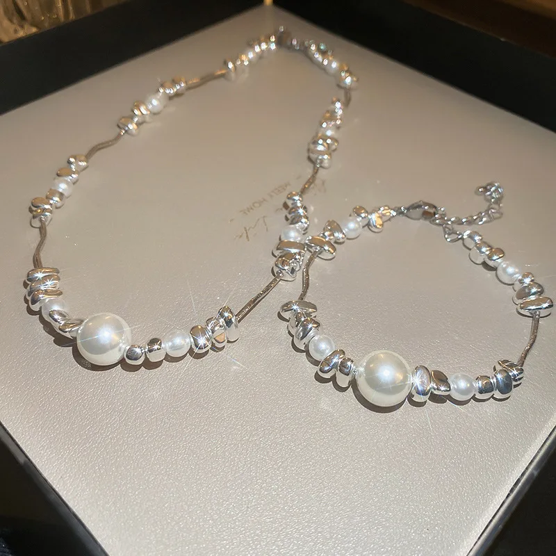 New Irregularly Trending Fashion Pearl Necklace and Bracelet Sets Luxury Design Necklaces Set