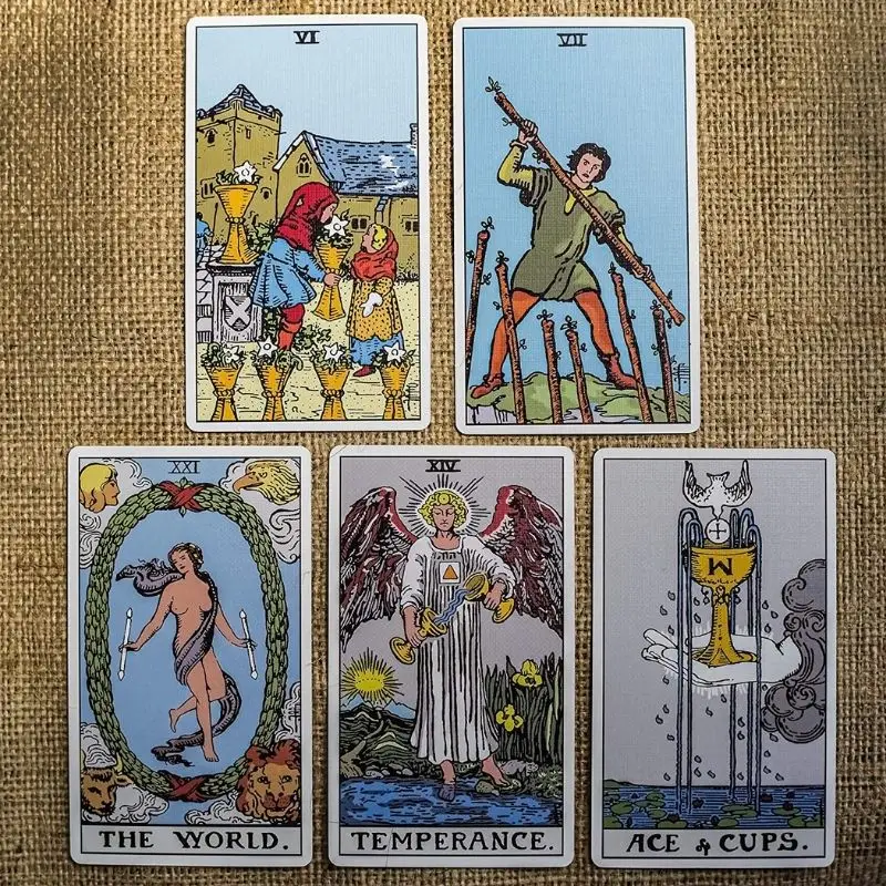 Карта таро москвы. Карта таро москвы. Карты таро колоды. Таро мэджик карты. Rider waite tarot tarot deck.