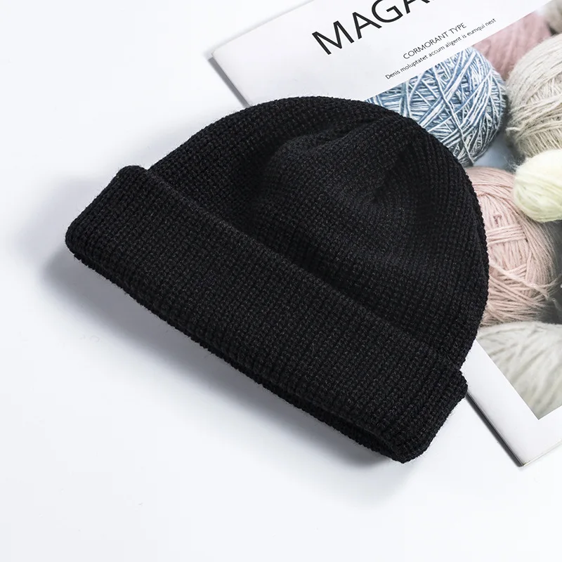 HKS0001custom logo Winter Embroider Unisex Cheap Knitted Solid Color Warm Woman Men Cap Blank Acrylic Hat Beanie