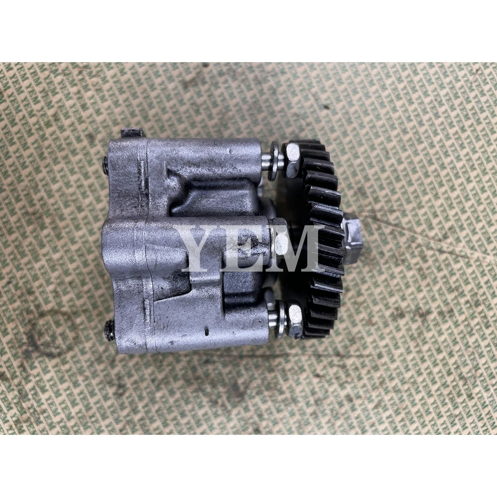 C2.4 Oil Pump for Universal Engine Parts 2
