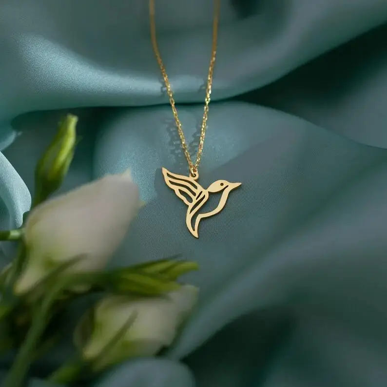 バードネックレスハチドリネックレスノンターニッシュジュエリー