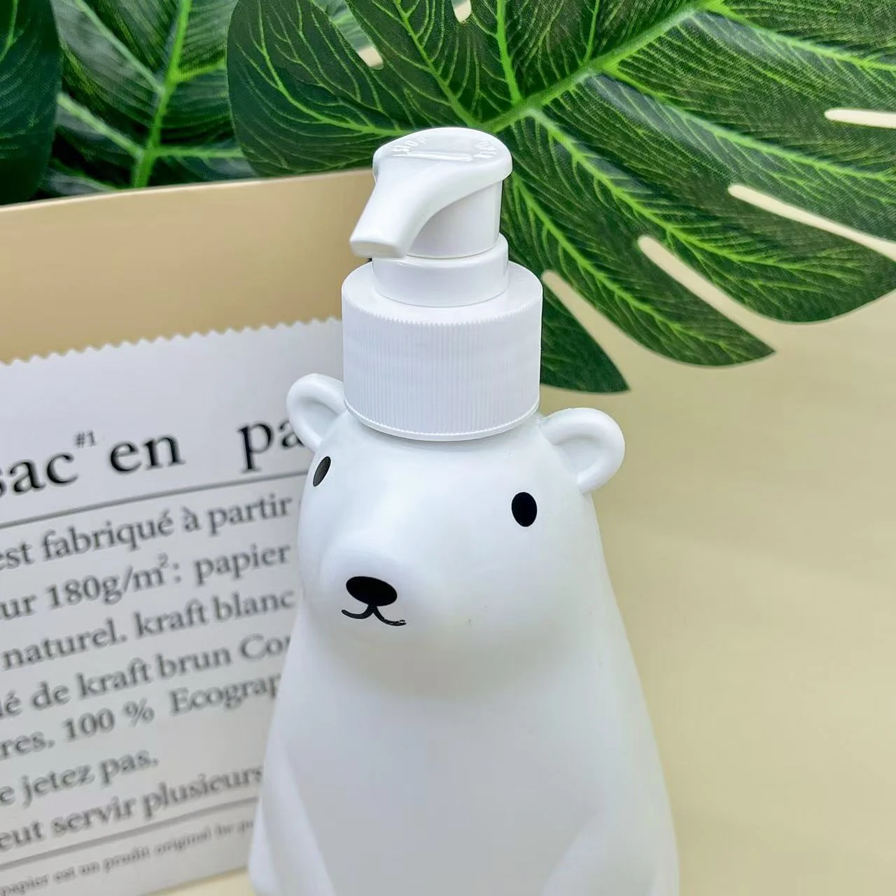 product creative 450ml empty press bottle polar bear design shampoo body wash hand sanitizer dispenser polished surface facial cleanser-29