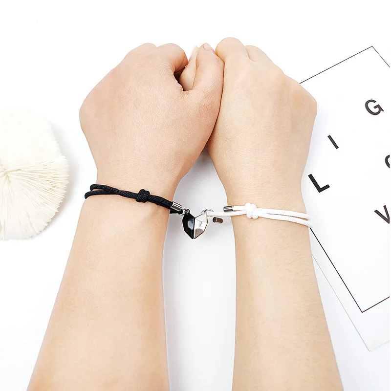 Bracciale Magnetico A Cuore Intrecciato Stile Milanese Per Coppie – Regolabile Per Donna E Uomo (Color Claretto)