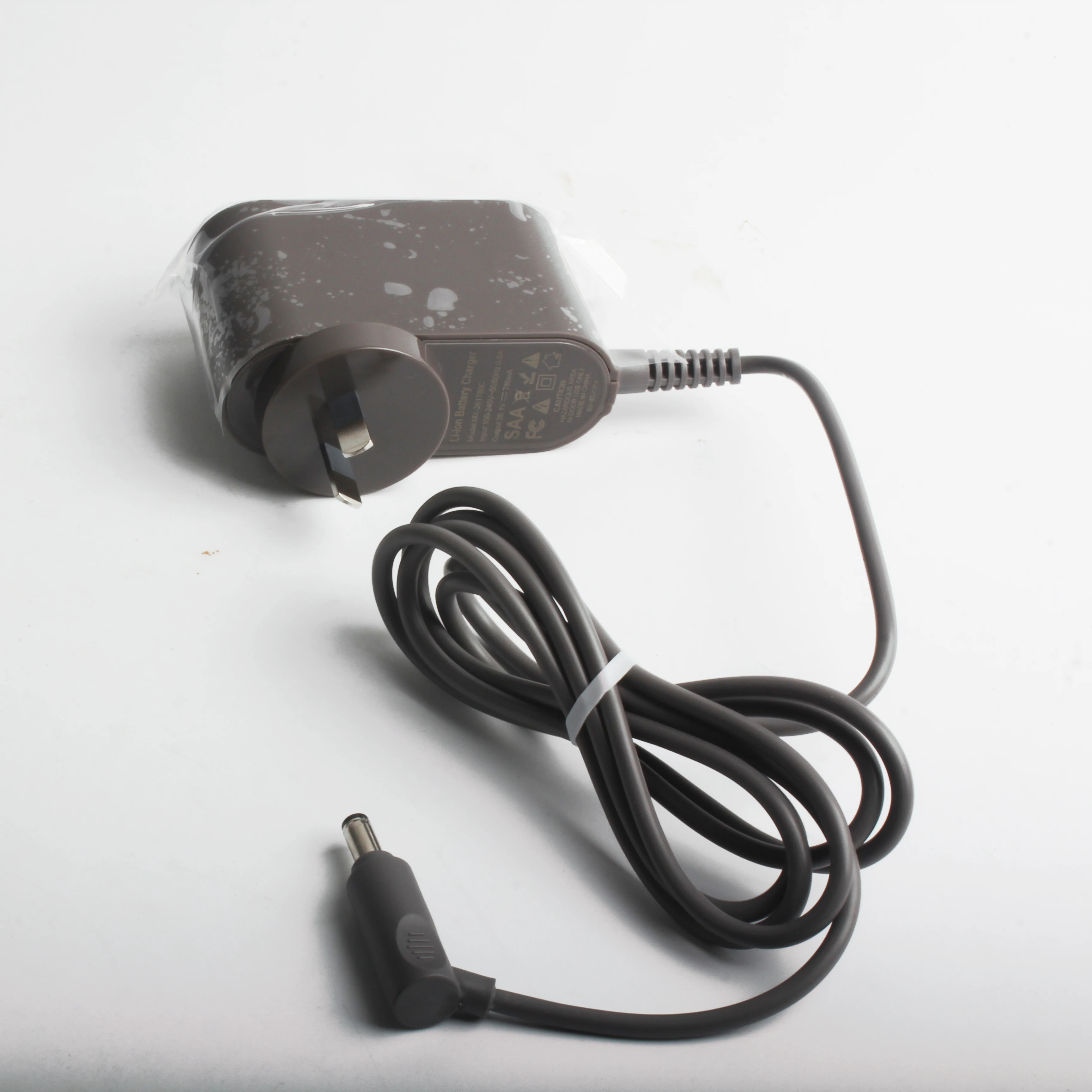 Li-ion AU plug Battery Charger for Dyson V6 V7 V8 V10 V11 Vacuum Cleaner Charger 100-240V 26.1V 0.78A supplier