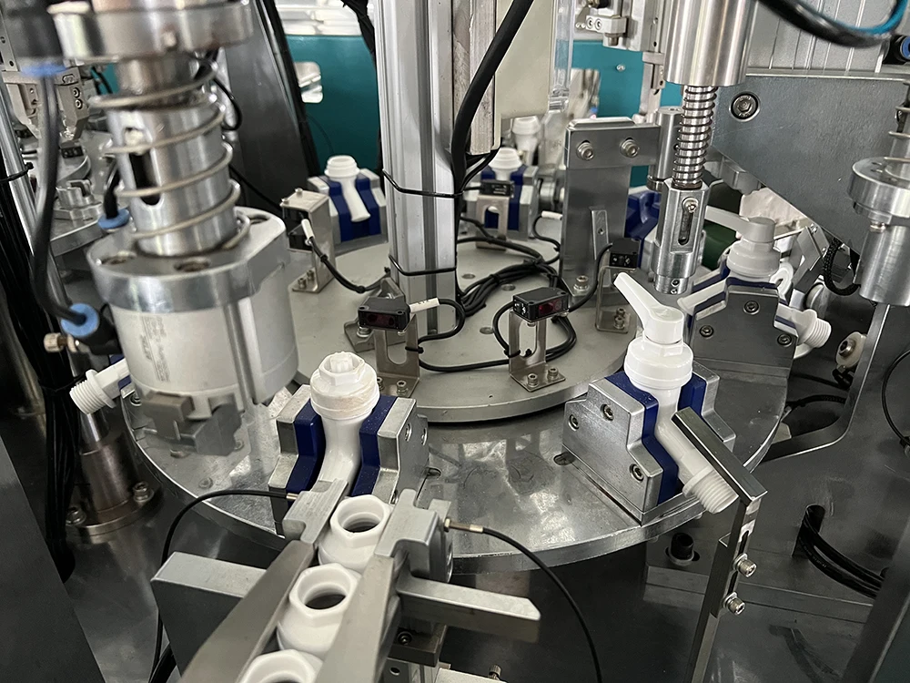 Fully Automatic Mini Valve Assembly Making Machine Faucet Water Tap Valve Core Automatic Assembly Machine