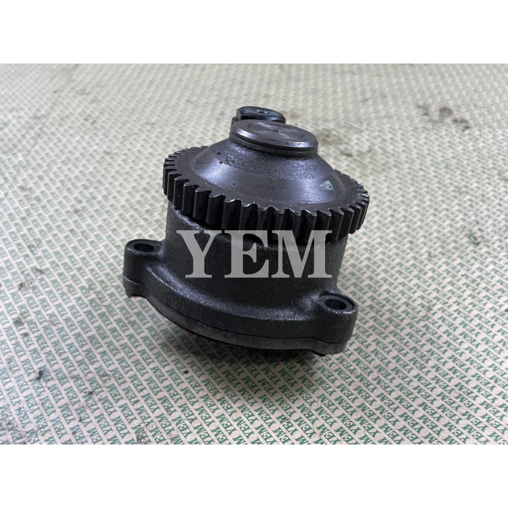 3TNV88 Oil Pump for Yanmar Wholesale Engine Parts 2