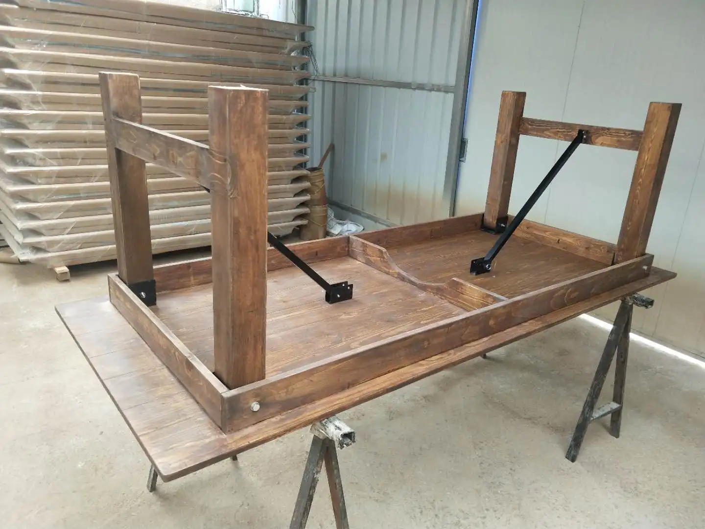 Modern Brown Color Solid Wood Farm Harvest Dinning Table for Wedding Party Outdoor Hotels and Halls