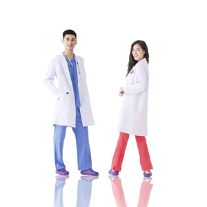 Hospital Lab Coat Breathable Polyester/Cotton White Uniform Fashion-Style Workwear for Medical Professionals